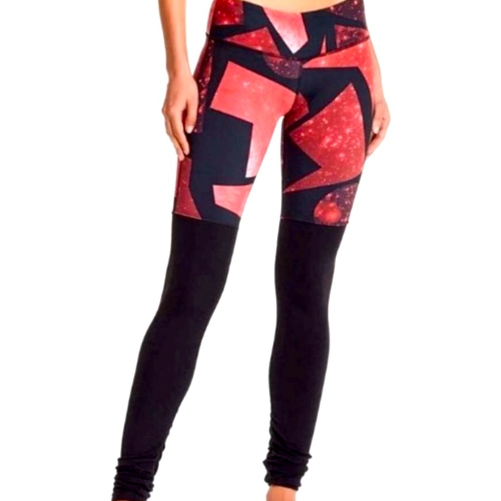 ALO Goddess Red Galaxy High Waist
Ribbed Leggings - Size M - Like New!